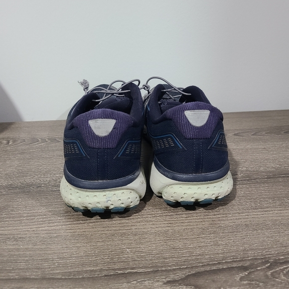 Brooks running shoes men size 13 - Picture 2 of 6
